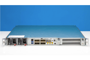 Đánh giá Supermicro SYS-112D-40C-FN8P: Máy chủ SoC Intel Xeon 6 40 nhân với 8 cổng 25GbE.