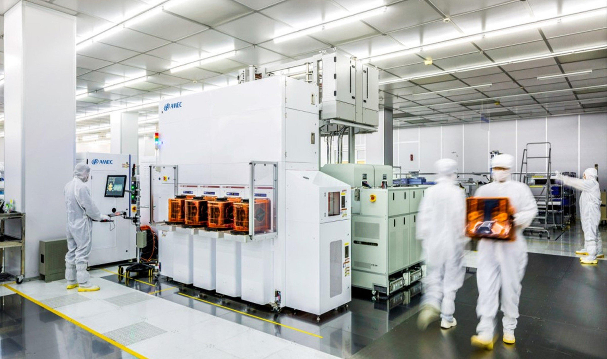 Samsung, SK Hynix phủ nhận thử thiết bị khắc chip Trung Quốc để phòng rủi ro từ Mỹ